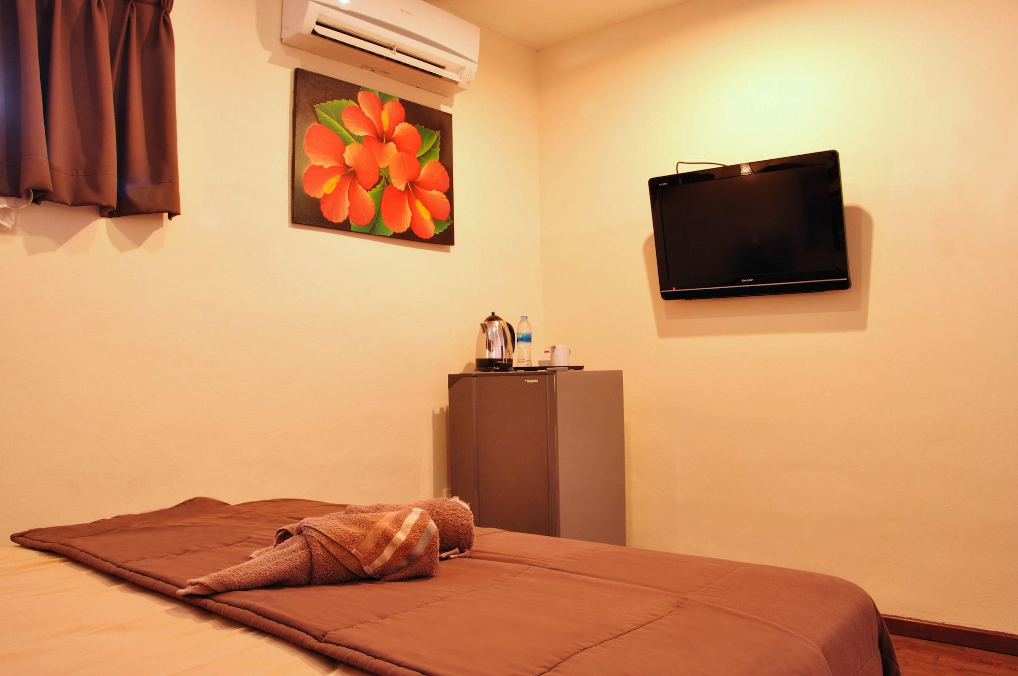 Bemo Corner Guest House Kuta Lombok Eksteriør billede