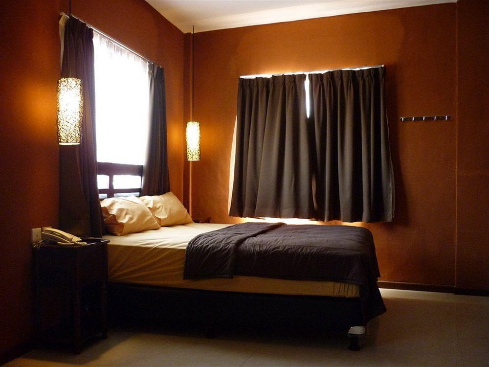 Bemo Corner Guest House Kuta Lombok Eksteriør billede